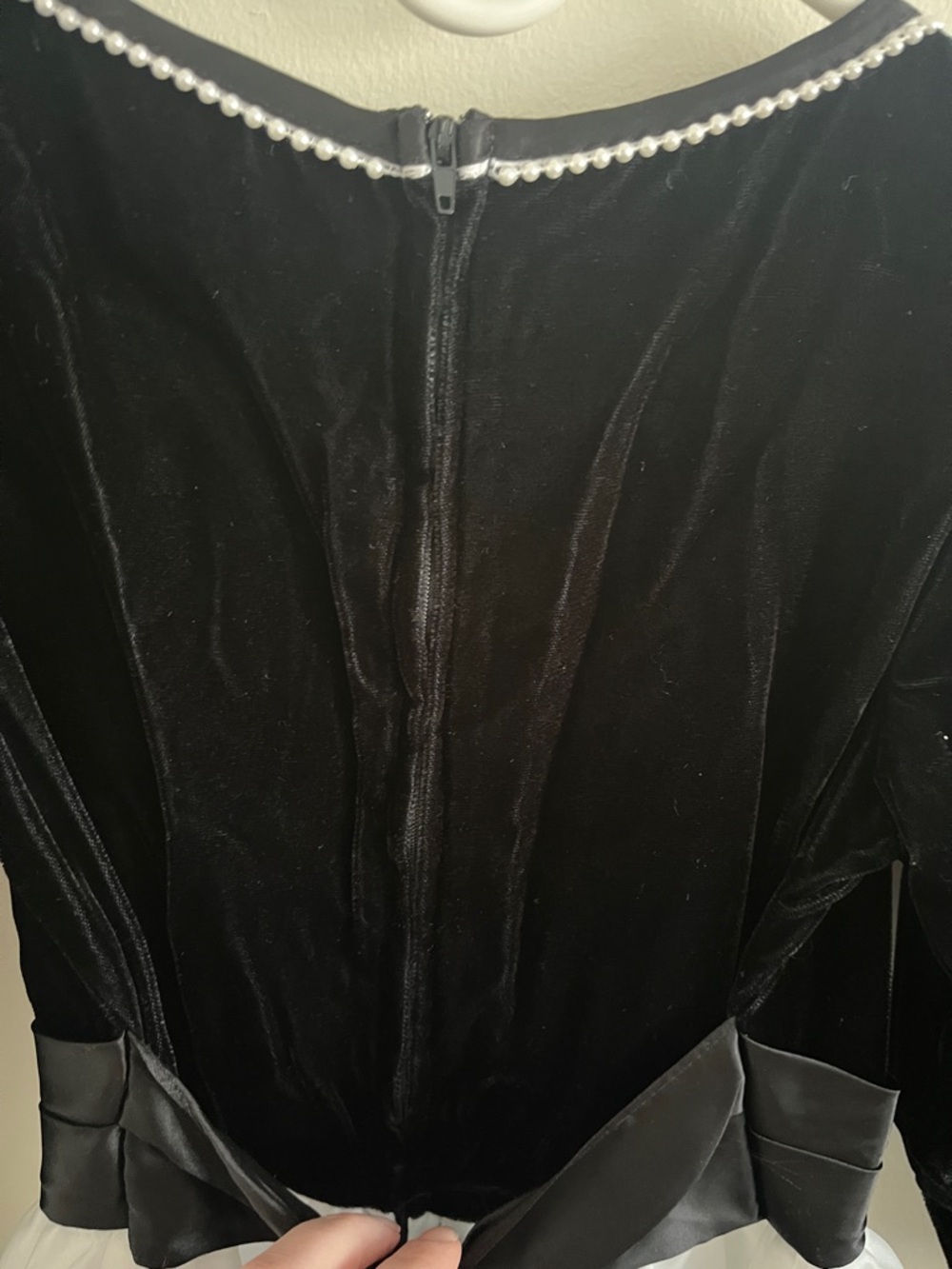 Black and White Girls Dress with Pearl Neckline - Picture 9 of 15